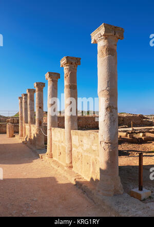 Colonnes du temple antique à Kato Paphos, Parc archéologique de Paphos, Chypre en ville. Banque D'Images