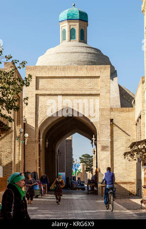 L'entrée du Bazar (dômes), Boukhara, Ouzbékistan Banque D'Images