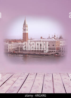 Collage d'images de style rétro Venise en tons rose et lilas Banque D'Images