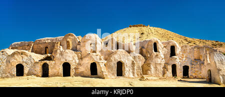 Ksar Hallouf, un village fortifié dans le gouvernorat de Médenine, dans le sud de la Tunisie. Afrique du Sud Banque D'Images