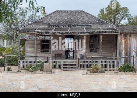 Langtry, Texas - Le 'Jersey Lilly,' Judge Roy Bean's saloon et combinaison d'audience pendant la fin des années 1800 lorsqu'il était le "droit à l'ouest de la Pecos.' Banque D'Images