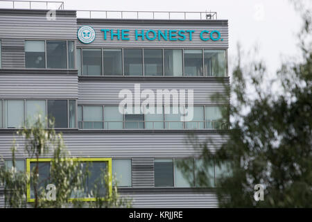 Un logo affiche à l'extérieur du siège de la société honnête à Los Angeles, Californie, le 10 décembre 2017. Banque D'Images