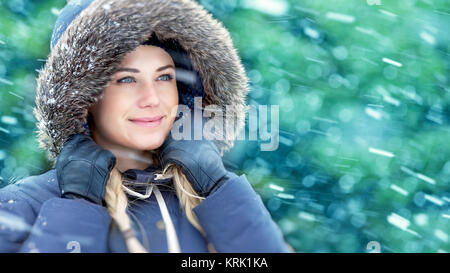 Winter woman portrait Banque D'Images