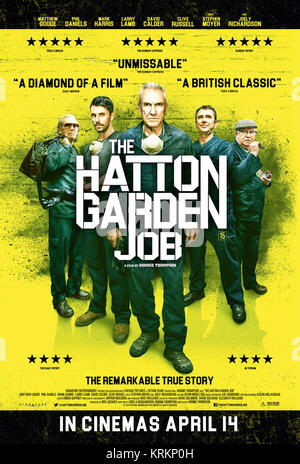 DATE DE SORTIE : Avril 14, 2017 Title : émerveillé STUDIO : films de fiction Directeur : Ronnie Thompson Résumé : En avril 2015, le coffre-fort de Hatton Garden Company, un souterrain-facilité de dépôt dans la région de Hatton Garden, a été cambriolé par 4 hommes âgés. Le total de vol peut avoir une valeur de jusqu'à 200 millions de livres, l'incident a été appelé le 'plus grand cambriolage en anglais l'histoire juridique.' AVEC : Affiches (crédit Image : © Films de fiction/photos) Banque D'Images