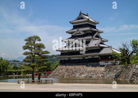 Matsumoto - le Japon, le 6 juin 2017:Château Matsumoto, également connu sous le nom de "Château du Corbeau" en raison de son extérieur noir Banque D'Images