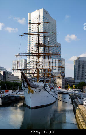 Yokohama - Japon, le 15 juin 2017 : Le Nippon Maru et voilier école Musée portuaire à Yokohama Banque D'Images