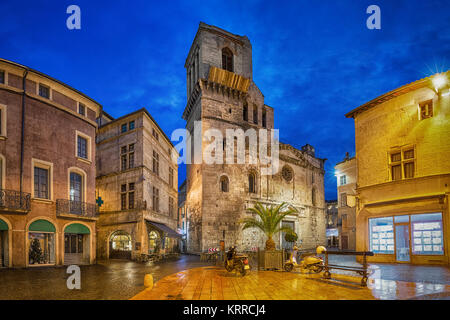 Cathédrale de Nîmes - 17ème siècle succèdant à une église catholique dédiée à Saint Castor et la Vierge Marie, Nîmes, France Banque D'Images