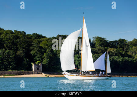 Sanderman Barney's you Laughing Gull à Cowes concurrentes au cours de la Panerai British Classic Sailing Week régate. Photo date : lundi 10 juillet 2017. Banque D'Images