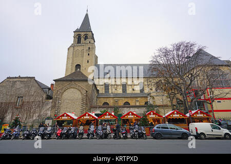 Iew de l'Abbaye Saint-Germain-des-Prés, l'abbaye romane d'une église bénédictine médiévale situé sur la Rive Gauche à Paris Banque D'Images