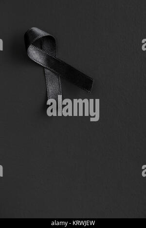 Ruban de satin noir. Banque D'Images