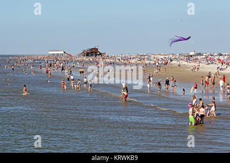 Plage, à Sankt Peter-Ording, Frise du Nord, Schleswig-Holstein, Allemagne Banque D'Images