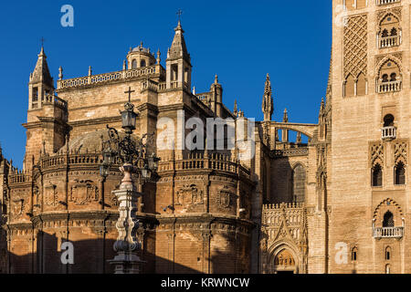 Vue partielle de la cathédrale de Séville. L'Espagne. Banque D'Images