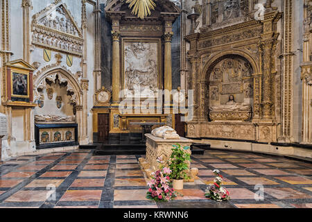 Chapelle située à l'intérieur de la cathédrale de Tolède. L'Espagne. Banque D'Images