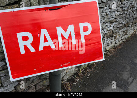 Signe de la rampe de sélection sur la route Banque D'Images