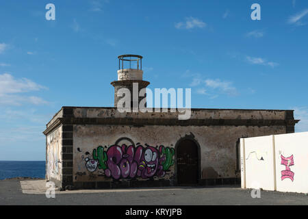 Le vieux phare, Faro de Pechiguera, près de Playa Blanca, Lanzarote, îles Canaries, Espagne Banque D'Images