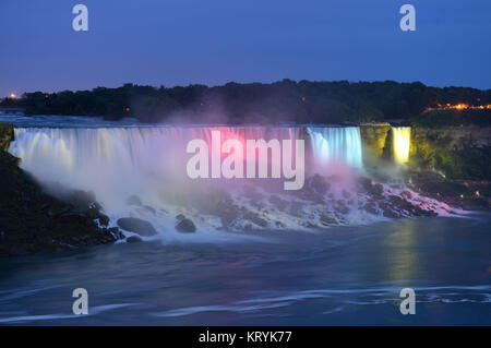 Cas de l'Amérique, Niagarafaelle, New York, ETATS UNIS / Niagaraf ?lle, 'American Falls', USA / Niagarafälle Banque D'Images