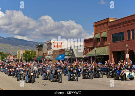 Cody, Wyoming, USA - Juillet 4th, 2009 - Moto club participant à l'indépendance Day Parade Banque D'Images