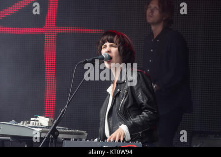 La Norvège, Tonsberg - Juillet 12, 2017. La poste Suédoise-punk band INVSN effectue un concert live au cours de la Norwegian music festival Festival 2017 Slottsfjell. Banque D'Images