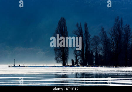 Côte de Tihany en hiver au lac Balaton, Hongrie Banque D'Images