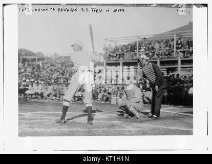 Le capitaine de l'équipe de baseball de Hawaii Johnson au Japon (15601808809) Banque D'Images