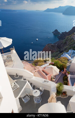 Santorin - l'apparence d'Oia au sud. Banque D'Images