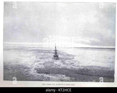 Cette vue, capturée depuis le nid de crowâ€™ d’un navire nommé Jeanette, offre une perspective panoramique sur la mer environnante. L'image représente un moment nautique historique important au XIXe siècle, lorsque les navires naviguaient sur de vastes étendues océaniques. Banque D'Images