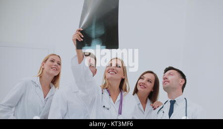 Portrait of happy medical team Banque D'Images