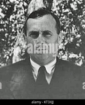 Joan Miró était un peintre, sculpteur et céramiste espagnol né en 1893, réputé pour ses œuvres surréalistes caractérisées par des couleurs vives et des formes imaginatives. L'image recadrée met en valeur son style artistique distinctif. Banque D'Images