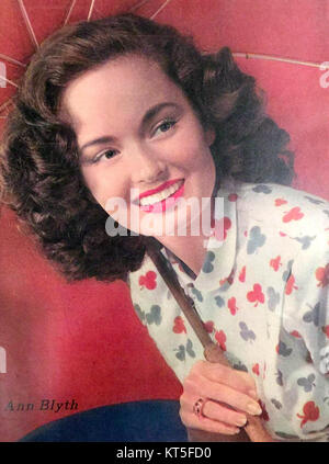 Ann Blyth était une actrice et chanteuse américaine, connue pour ses rôles dans des films des années 1940 et 1950 Elle est reconnue pour ses performances dans les genres musical et dramatique au cours de sa carrière à Hollywood. Banque D'Images