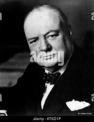 L'image intitulée 'Winston Churchill cph.3a4975' fait probablement référence à un portrait photographique de Winston Churchill, un premier ministre britannique connu pour son leadership pendant la première Guerre mondiale Banque D'Images