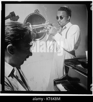 (Portrait d'Howard McGhee et brique Fleagle, New York, N.Y., ca. 1947 Septembre) (5395851394) Banque D'Images