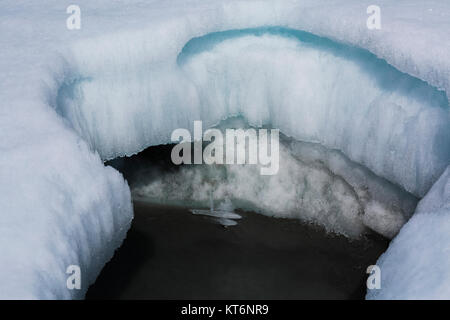 Des cristaux de glace dans les formes chaotiques sur glacier Matanuska, au nord-est d'Anchorage, Alaska, USA Banque D'Images