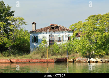 Villa abandonnée à Isola Mazzorbetto island Banque D'Images