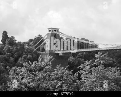 Pont suspendu de Clifton à Bristol en noir et blanc Banque D'Images