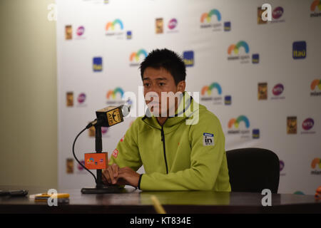 KEY BISCAYNE, Floride - 30 mars : Kei Nishikori conférence de presse au cours de jour 8 de l'Open de Miami présenté par Itau à Crandon Park Tennis Center le 30 mars 2015 à Key Biscayne, Floride Personnes : Kei Nishikori Banque D'Images