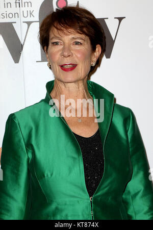 1 déc 2017 - Celia Imrie assistant à Women in Film and Television Awards 2017 à Park Lane Hilton Hotel à London, England, UK Banque D'Images