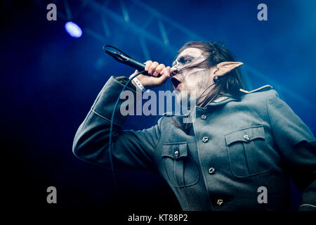 Le groupe de folk metal finlandais Finntroll effectue un concert live au festival de heavy metal scandinave Copenhell 2014 à Copenhague. Ici le chanteur Mathias Lillmaans alias Vreth est vu sur scène. Le Danemark, 12/06 2014. Banque D'Images