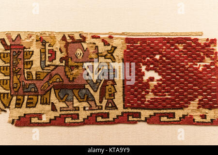 La culture Wari Wari textil 500AC-1000AC Perú . Musée de Banco Central de Reserva del Perú.Lima. Banque D'Images