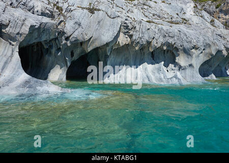 Carrières de marbre sur la rive du Lac General Carrera le long de la Carretera Austral dans le Nord de la Patagonie, au Chili. Banque D'Images