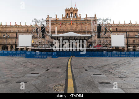 Mis en place à l'étape de représentation en soirée en place centrale, la Plaza Mayor de Salamanque Banque D'Images