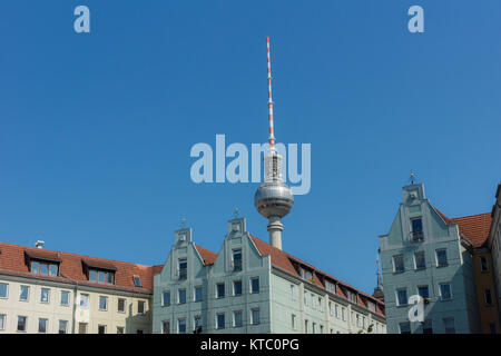 Der Berliner Funkturm am Alexanderplatz Banque D'Images