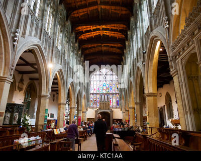Nef, l'église Holy Trinity, Stratford-upon-Avon Banque D'Images