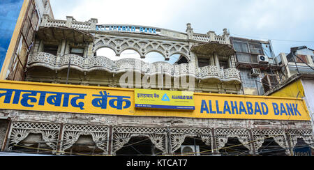 Delhi, Inde - Jul 26, 2015. Allahabad banque située au vieux marché à Delhi, en Inde. Selon le recensement de 2011 de l'Inde, la population de Delhi Banque D'Images