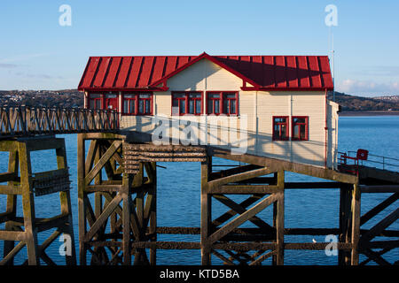 L'ancienne station de sauvetage de Swansea Boathouse, Mumbles, Swansea, Pays de Galles, Royaume-Uni Banque D'Images