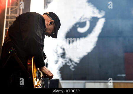 Le groupe de heavy metal britannique Saxon effectue un concert live au cours de la fête de la musique heavy metal danois 2017 Copehell à Copenhague. Ici le guitariste Paul Quinn est vu sur scène. Le Danemark, 22/06 2017. Banque D'Images