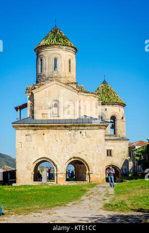 KUTAISI, GÉORGIE - 22 OCTOBRE : Lames de monastère de Ghélati monastère médiéval pittoresque, avec des fresques, du patrimoine mondial de l'unesco. Octobre 2016 Banque D'Images