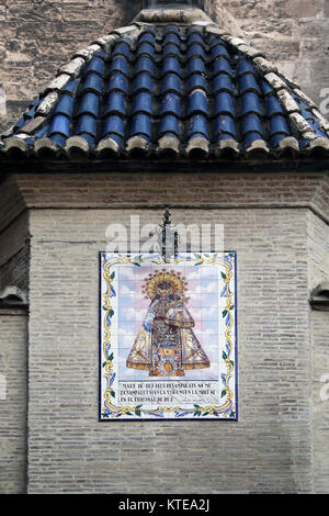 En dehors de la murale carrelage Iglesia de los santos juanes à Valence Espagne Banque D'Images