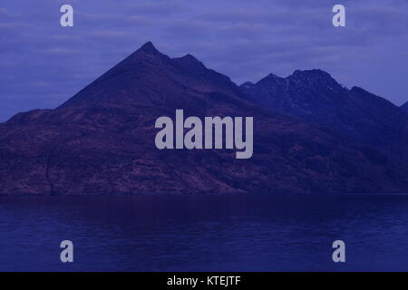 Les montagnes Cuillin et Sgurr Alasdair pic à l'île de Skye en Ecosse Banque D'Images