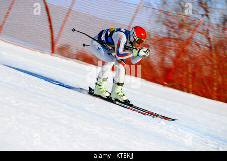 Magnitogorsk, Russie - 19 décembre 2017 : Les hommes super slalom géant au cours de la Coupe nationale de ski alpin Banque D'Images