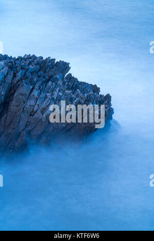 La mer cantabrique, Islares, municipalité de Castro Urdiales, Cantabria, Espagne, Europe Banque D'Images